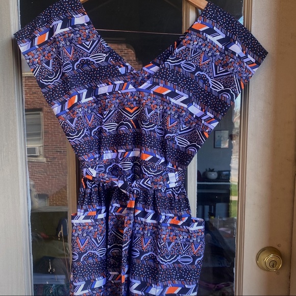 RARE Porridge Anthropologie Button-Back Graphic Print Open Back Wrap Midi Dress - Picture 2 of 9